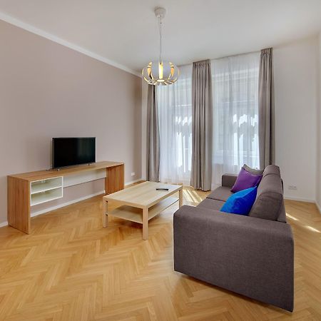 Downtown Suites Kodanska Прага Екстер'єр фото