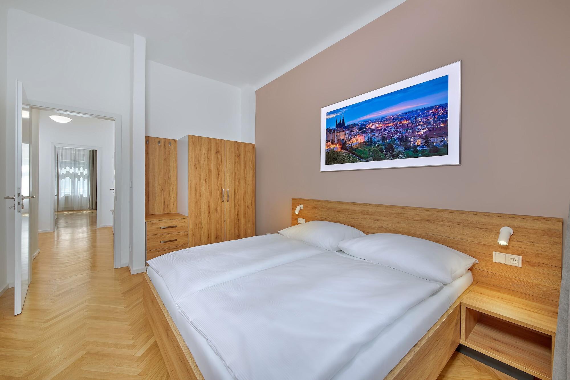 Downtown Suites Kodanska Прага Екстер'єр фото